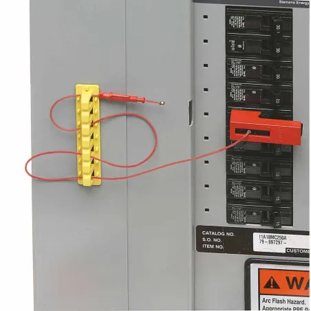 Blokada nakładkowa bezpiecznika EZ Panel Loc